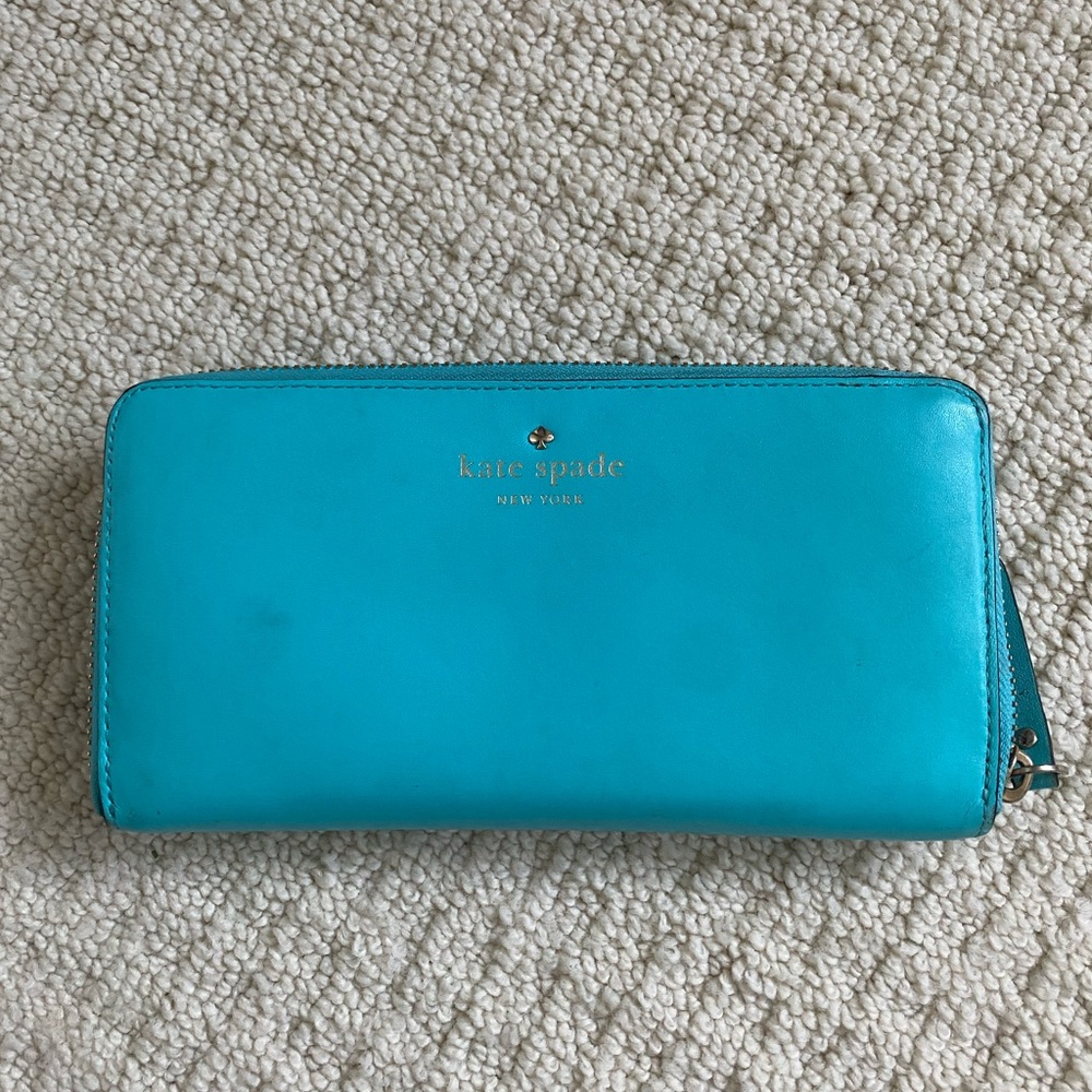 Kate Spade Zip Wallet